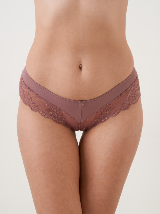 detail kalhotky Lady-Gabriela