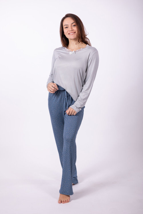 detail pyžamo EMILY